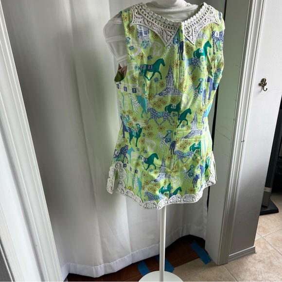 Lilly Pulitzer Tunic, Size 6,
Derby Horse Themed Top - Picture 3 of 11